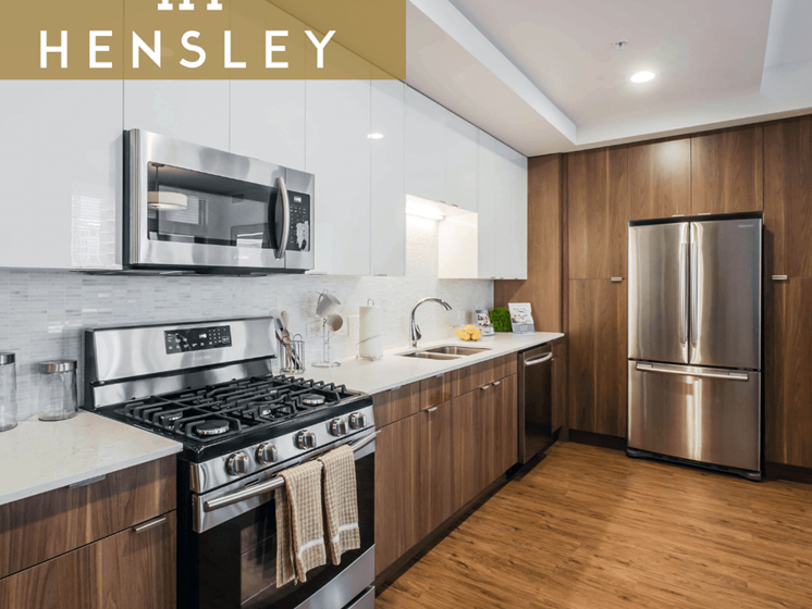 Hensley luxury apartments River North Chicago